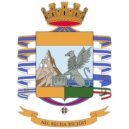 Escudo de la Guardia di Finanza (Italia), ©F l a n k e r, Wikimedia Commons