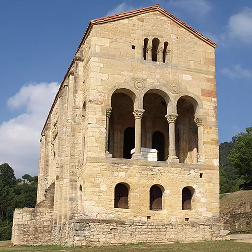 Santa María del Naranco Oviedo Asturias © Witold Swiatkowski