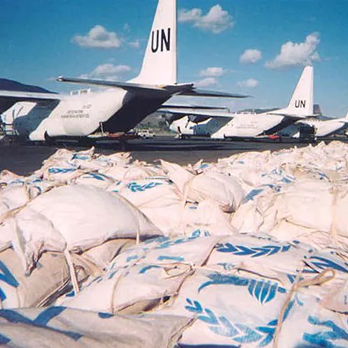 Servicio Aéreo Humanitario de las Naciones Unidas, ©Matt Murphy U.S. State Department, Wikimedia Commons